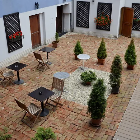 Brioni Boutique 4* 4* オストラヴァ