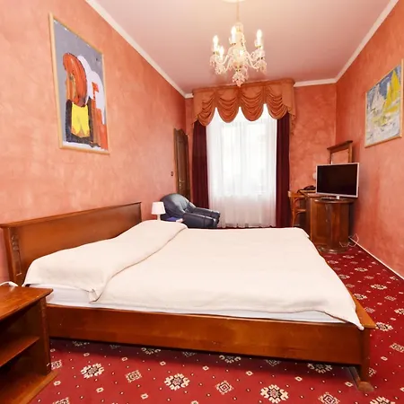Готель Brioni Boutique 4*