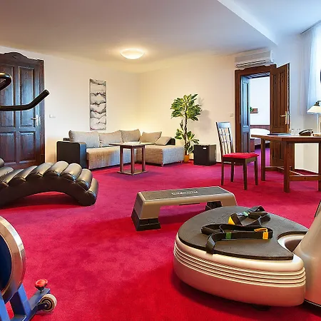 Brioni Boutique 4*