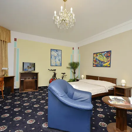 Brioni Boutique 4* オストラヴァ