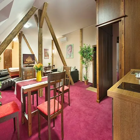 Brioni Boutique 4* Ostrava